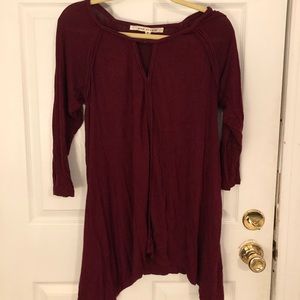 Maroon shirt with cutout V-neck